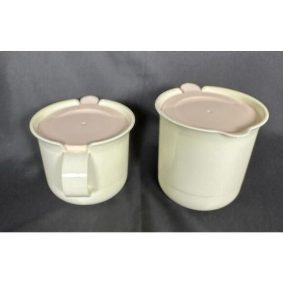 Tupperware Vintage Creamer 2309A & Sugar 23108 Pink Lids Ivory Base Set Vintage - Picture 4 of 11